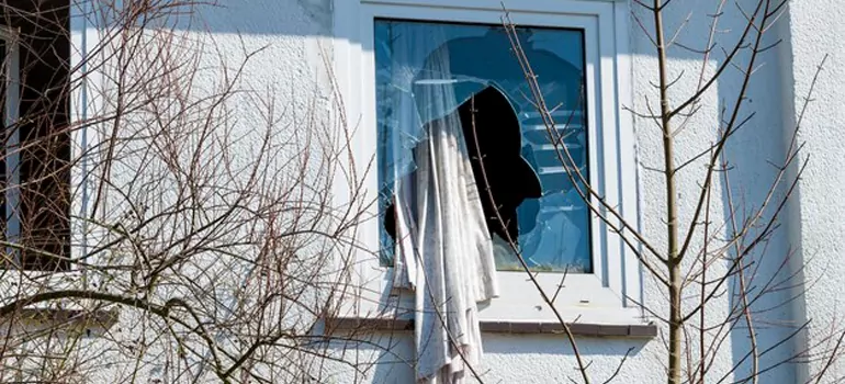 Storm Window Installation Contractors in Deltona, FL