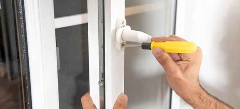 Casement Window Handle Replacement in Deltona, FL
